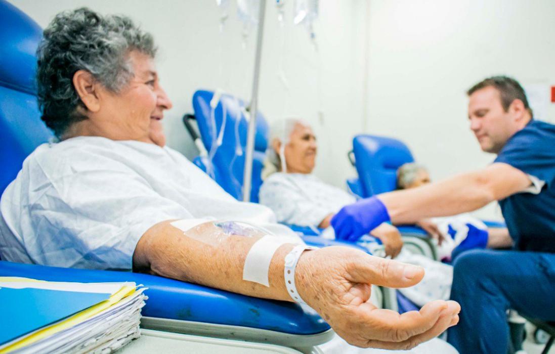 minsal-pacientes-podran-recuperar-su-movilidad-gracias-a-jornada-quirurgica-de-rodilla-y-cadera